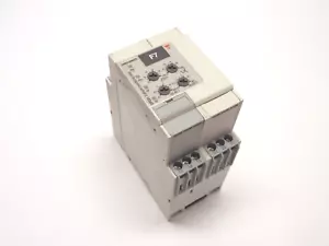 Carlo Gavazzi DPC01DM48 3-Phase Monitoring Relay 250VAC, 24VDC - Picture 1 of 5