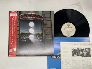 THE DOOBIE BROTHERS BEST OF THE DOOBIES VOLUME II Japan LP [48866ER] - Picture 1 of 2