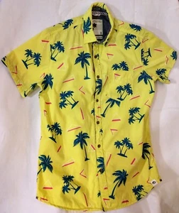 Retro Free Planet Button Up Shirt Men Size M Yellow Hawaiian Beach Palm SS Shirt - Picture 1 of 7