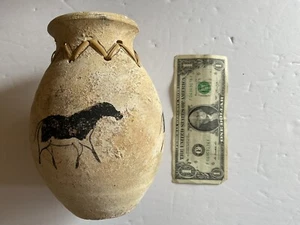 HÖHLENMALEREI INSPIRIERTE VASE - Bild 1 von 4