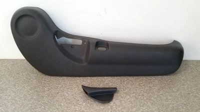 Panel de cubierta lateral del asiento del pasajero delantero derecho Mazda Tribute 2001-2004 grafito OEM Foto 1 de 4