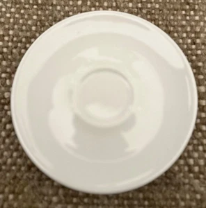 NEW ILLY White Porcelain 5 3/8” Saucer, Made in ITALY ( for 2 3/4” CUP) - Picture 1 of 2