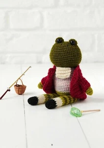 Crochet Pattern- Jeremy Fisher Potter Soft Toy Amigurumi Method DK 16 cm Tall - Picture 1 of 1