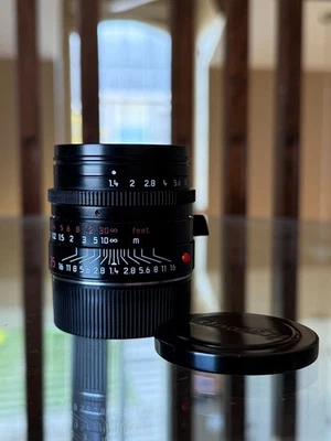 Leica Summilux-M 35mm f/1.4 ASPH Lens 11883, Custom Black Paint by Shueido - Image 1 of 4
