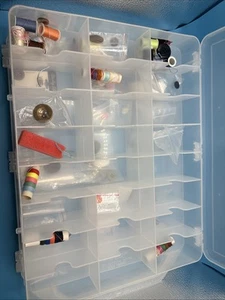 Vintage Sewing Lot, Vintage Buttons, Zippers, Thread, Nailheads, Etc With Case - Picture 1 of 7