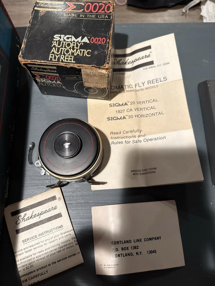 Carrete de mosca automático vintage Shakespeare Sigma 0020 AutoFly hecho en EE. UU. con caja Foto 1 de 1