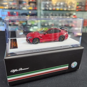 Motorhelix 1/64 Alfa Romeo Giulia GTA-M (Rosso GTA Red) Diecast Model - Bild 1 von 4