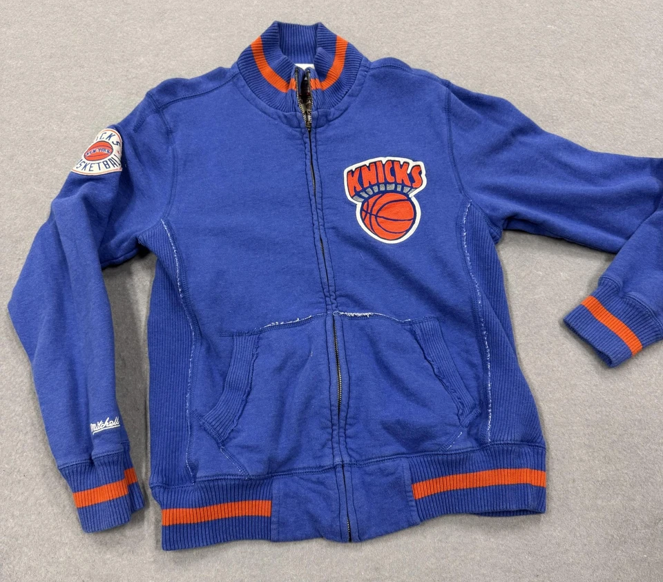 Chaqueta New York Knicks Para Hombre Pequeña Azul NBA Baloncesto Cremallera Completa Madera Dura Clásicos Foto 1 de 4