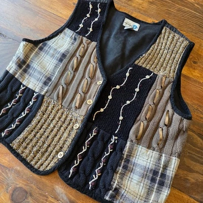 Paul Harris vintage Patchwork Vest Knit Cablecore Cottagecore Vest M - Image 1 of 4