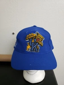Gorra a presión vintage de la Universidad de Kentucky 7 1/4 - Imagen 1 de 12