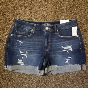 NWT Maurices Boyfriend Short - Womens Size 14 - Distressed Cutoff Denim Shorts - Picture 1 of 14