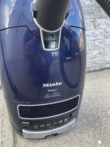 Miele Marin C3 Complete Canister Vacuum Cleaner - HEPA Non Working Read Error