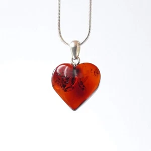 Baltic amber HEART pendant necklace, gemstone pendant on a silver color chain - Picture 1 of 14