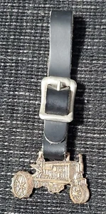 Vintage Farmall "regular" a farm classic meb Fob - Picture 1 of 4
