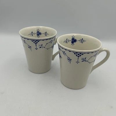 Juego de 2 tazas Ironstone franciscanas inglesas diseño azul blanco hechas en Inglaterra ¡USADAS EN EXCELENTE ESTADO! Foto 1 de 4