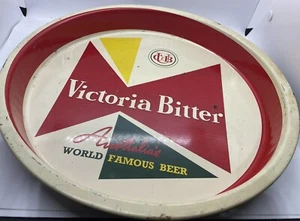 Bandeja de lata publicitaria rara vintage "Victoria Bitter" de los años 60 hecha en Australia - Imagen 1 de 4