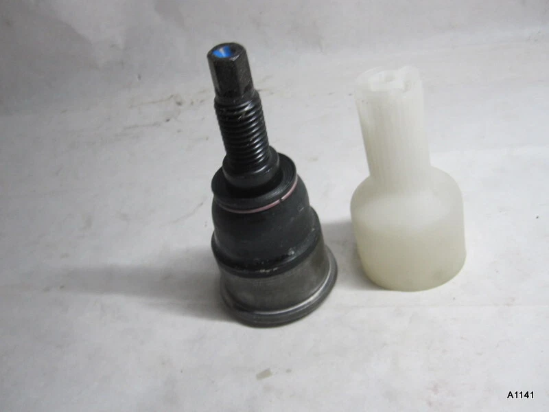 Rótula inferior delantera Ford F350 F250 2008-2020 4x4 Super Duty Foto 1 de 4