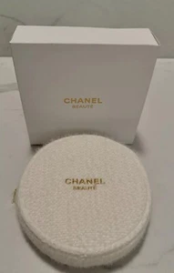 CHANEL Beauteš¤©Round Zipper Pouch NEW! - Picture 1 of 6