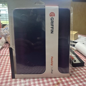 Griffin FlexGrip case for an Apple iPad 1st Gen - Picture 1 of 1