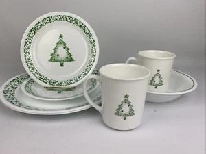 Corelle Christmas Tree Sponge Green Plates, Bowl, Cups Excellent! - Picture 1 of 11