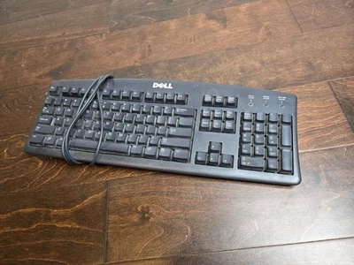 Dell Computer Keyboard Model SK-8110 WIRED PS2 - Image 1 of 4