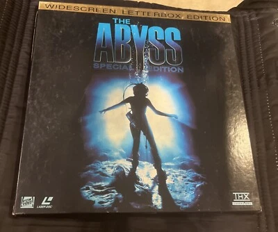 The Abyss Special Edition laser videodisc Boxset - Image 1 of 2