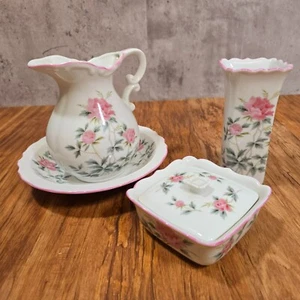 Set toeletta floreale vintage giapponese San Michele, brocca vaso portagioie 5655 - Foto 1 di 13