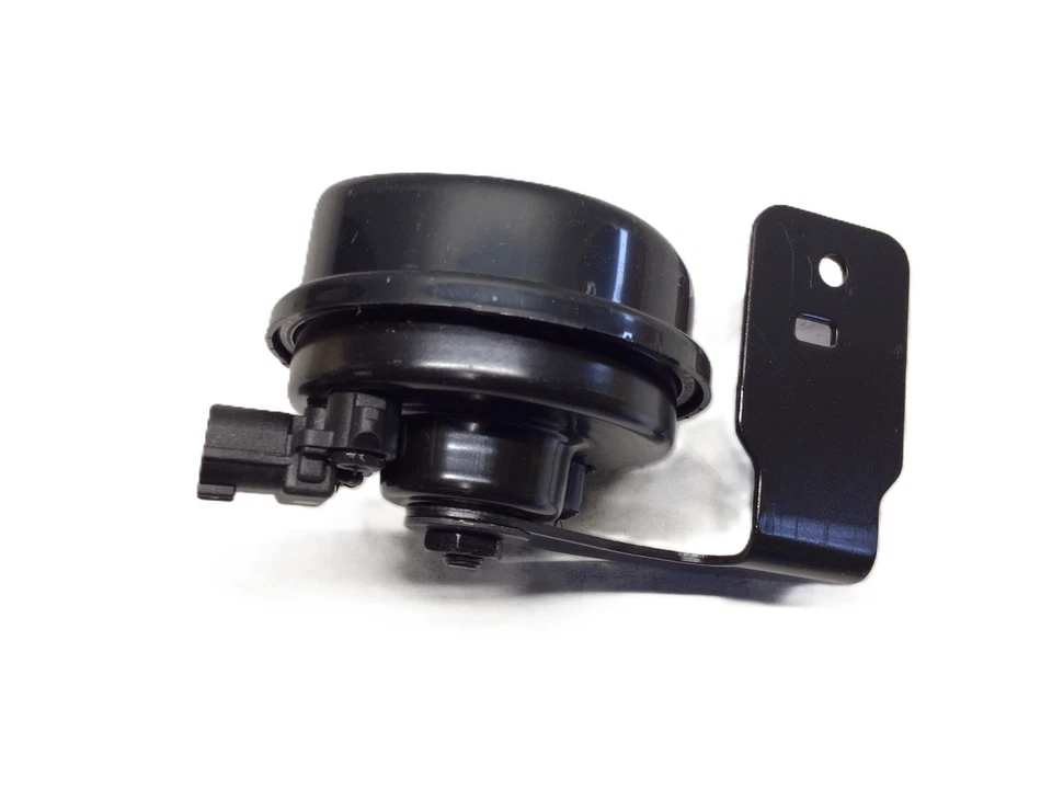 2016-2018 Hyundai Tucson Low Pitch Note Horn 96611-D3100 - Image 1 of 4