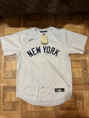 Aaron Judge New York Yankees Nike Road Limited Player (S,M,L,XL,XXL) - Image 1 of 4