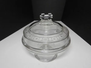 Compota EAPG de dos bandas cubiertas patas bajas transparente 7 1/2" T con tapa ca 1890 - Imagen 1 de 8