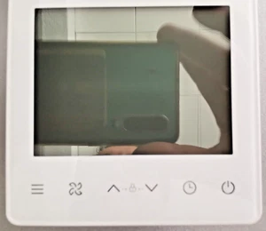 MIDEA Fan Coil Temperaturregler KJRP-86A/BMFNKD Code: 17317100A33992 - Bild 1 von 4