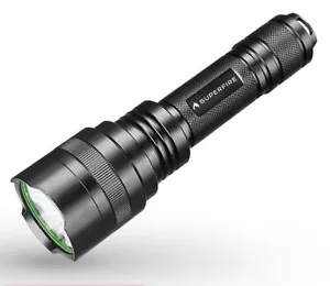 Torcia Superfire C8-T6 950lm, 200m nera impermeabile - Foto 1 di 4