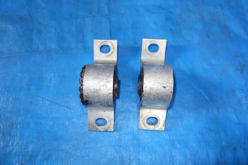 JDM Subaru Forester OEM Lower Control Bushings Set 2003-2008 ( 1 Year Warranty ) - Image 1 of 1