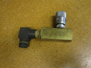M & M Flow Products Flow Valve 9/16" Inner Thread Size - Picture 1 of 1