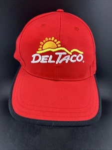 Sombrero marca Del Taco Snapback rojo con borde negro en el ala - Imagen 1 de 7
