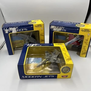 2-Modern jets And 1-Classic prop New In box - Picture 1 of 5