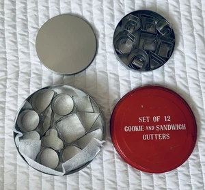 Vintage  Cookie  &  Sandwich  Cutters  in Tins - Picture 1 of 4