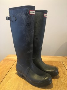 De las clásicas Hunter al botín de Bottega Veneta: 15 botas de agua que  harán más llevaderos los días de lluvia | Moda, Shopping | S Moda EL PAÍS