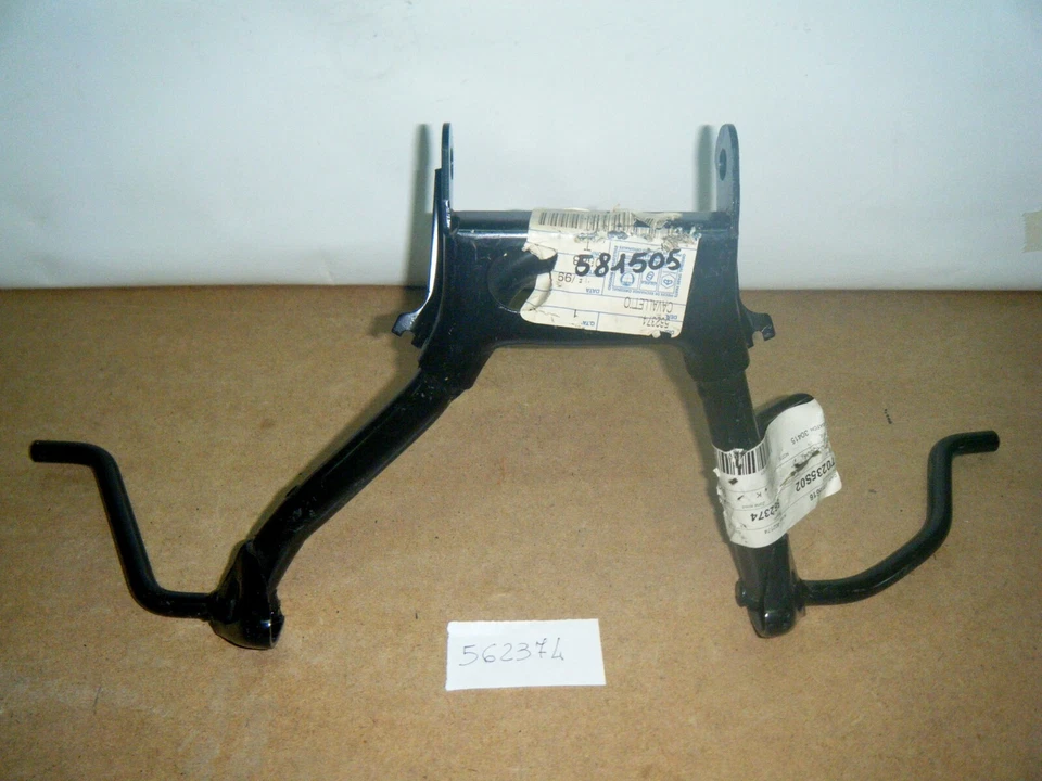 CAVALLETTO CENTRALE PER GILERA TYPHOON 50 2T (581505) CODICE 562374 - Immagine 1 di 1