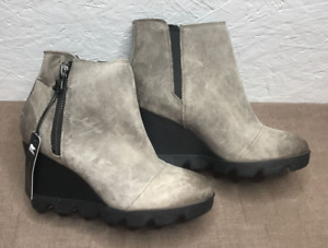 SOREL Joan Uptown Zip Bootie Size 7 Khaki Waterproof Leather Wedge Ankle Boots