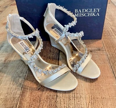 Badgley Mischka Bennet Cream Wedge Shoes Size 8 Strappy Rhinestones NWT Elegant - Image 1 of 4
