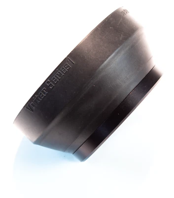 Vivitar Series 1 31-9740 67mm Collapsible Lens Hood Shade for 70-210mm f3.5 - Image 1 of 4