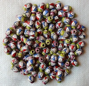 15 Keramik Perlen Peru, 14 mm, grün  oval Inka Muster, Schmuck Basteln Perle-01 - Bild 1 von 1