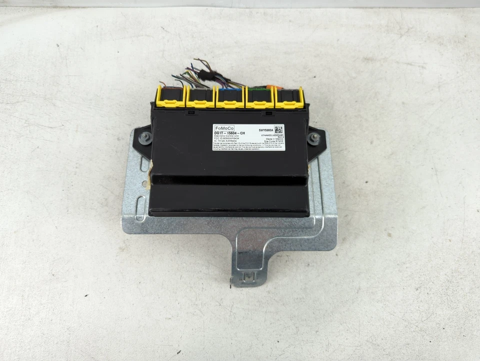 Módulo de control de transmisión Dodge Stratus 2003-2004 TCU TCM E33S4 Foto 1 de 4