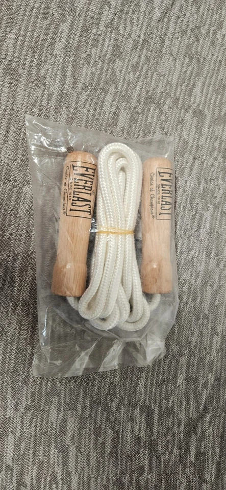 Cuerda de Saltar Mango Madera Everlast Modelo 4493 8 Pies Largo Excelente Estado Foto 1 de 1