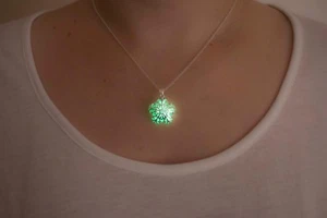 Mujer Collar Colgante Luminoso glow in dark COLORTERAPIA ORIGINAL Star regalo - Imagen 1 de 7