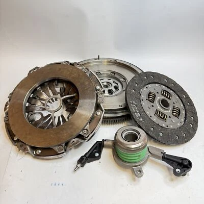 Sachs Dual Mass Flywheel DMF 2290601018 Fits Mercedes Sprinter 2006-2009 2.1 CDi - Image 1 of 4