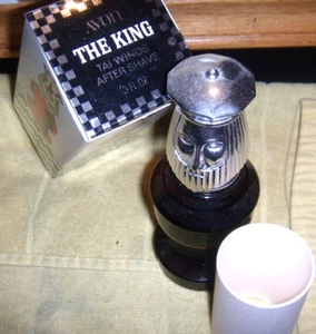 NEW AVON ORG BOX VTG THE KING CHESS PIECE TAI WINDS AFTERSHAVE 3 OZ FULL - Bild 1 von 1