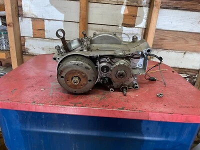 Suzuki TS250 1972 motor extremo inferior manivela estator TS 250 Savage Foto 1 de 4