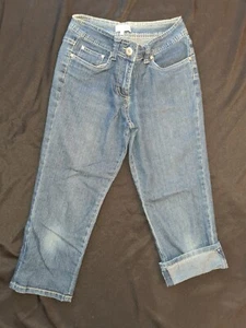 Capture size 8 ladies denim cuffed 3/4 jeans - Picture 1 of 3